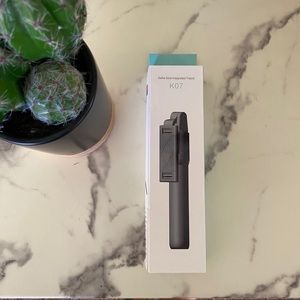 NWT Selfie Stick Integrated Stainless Steel TRIPOD